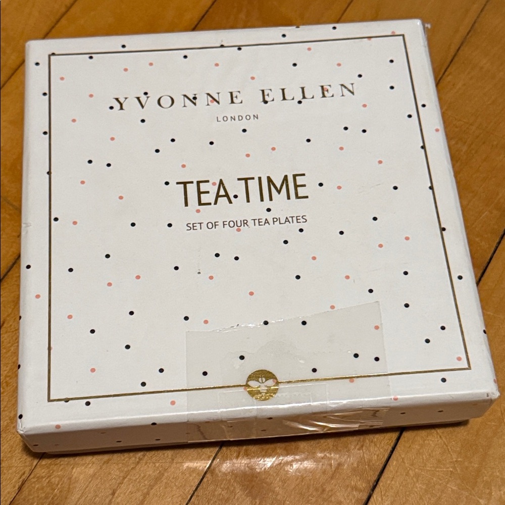 Yvonne Ellen London Tea-Time Set of 4 Tea Plates, Carnival Animals - Picture 4 of 15